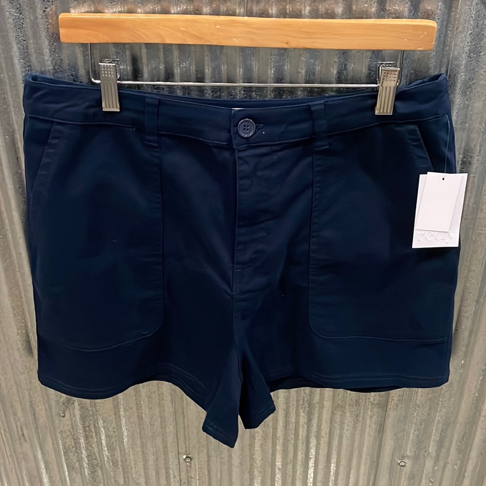 NWT Redy Navy Shorts. Size 12